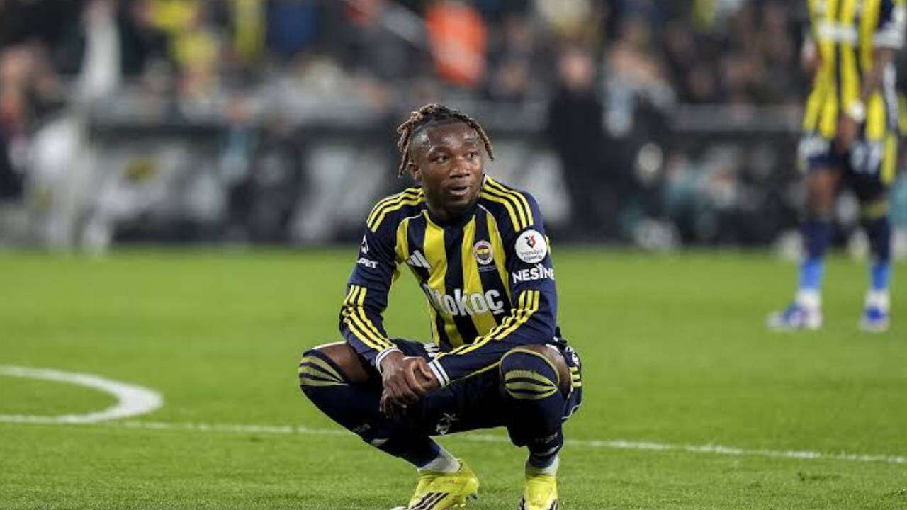 Fenerbahçe'de Aziz Yıldırım emri verdi: İsmail Kartal 20 milyon euroluk yıldızın biletini kesti, kadroda sana yer yok! 3